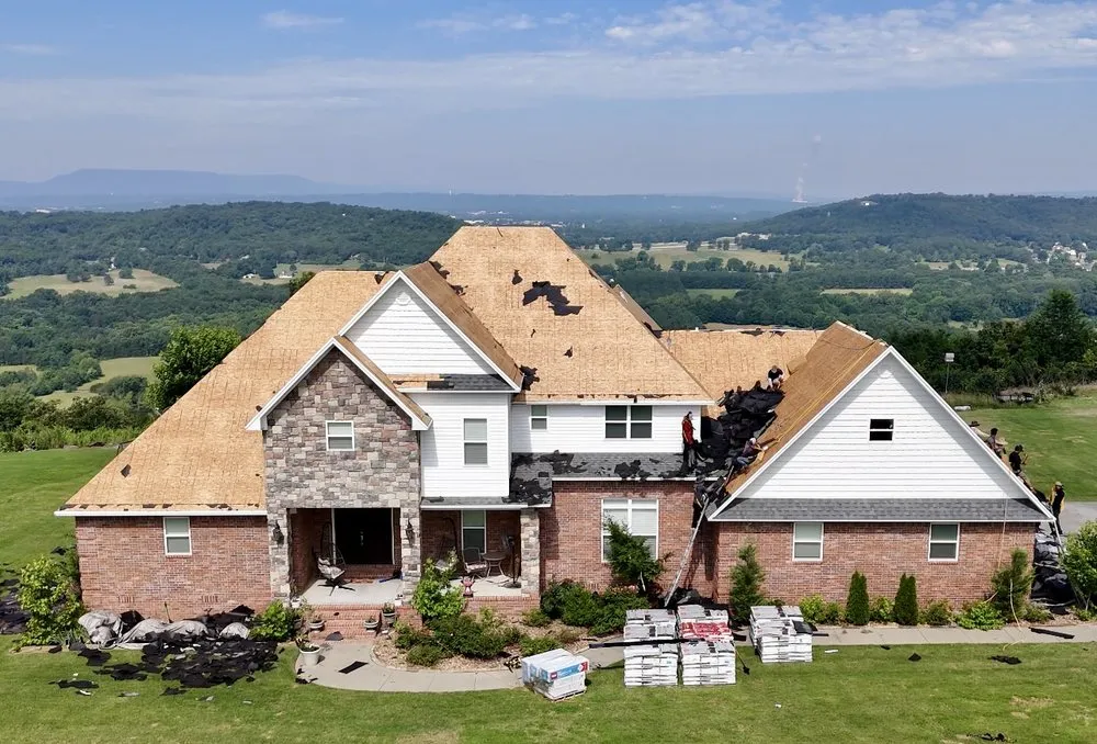 Slide of SMI Roofing