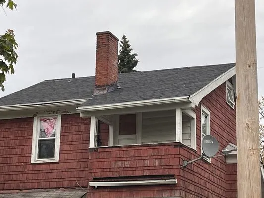 Smith & Family Home Improvement Logo