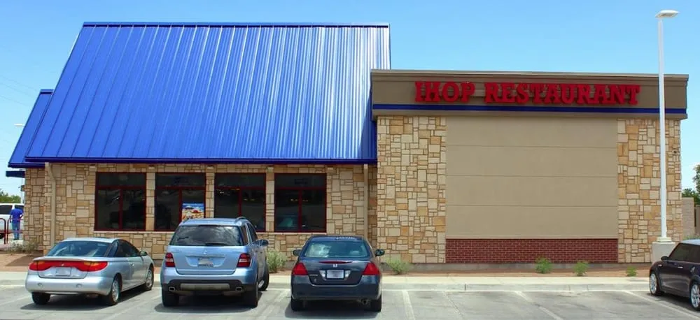 Slide of Smith & Ramirez Roofing