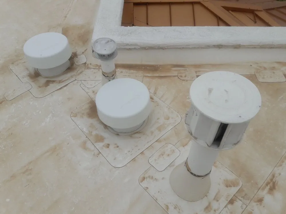 Slide of Smith & Ramirez Roofing