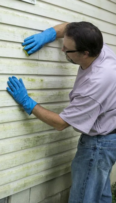 Slide of Smith Siding and Windows