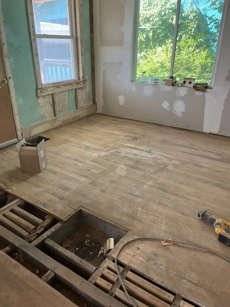 Slide of Smiths Elite Construction Services