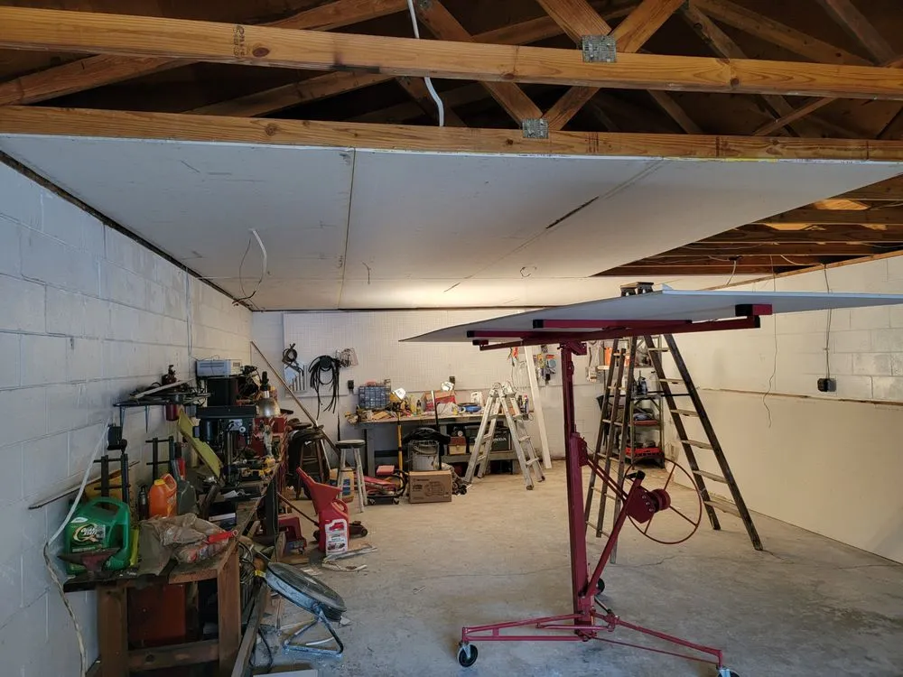Top-rated roof leak repair in Sutherlin, VA - Smiths Restoration