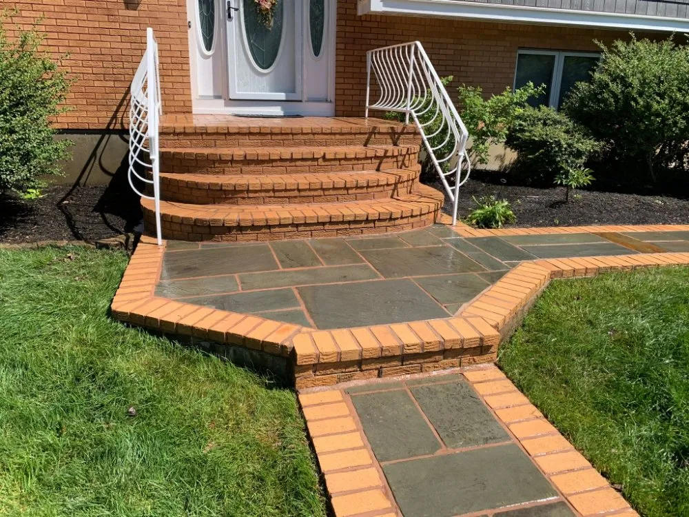 Slide of Smithys Masonry & Construction