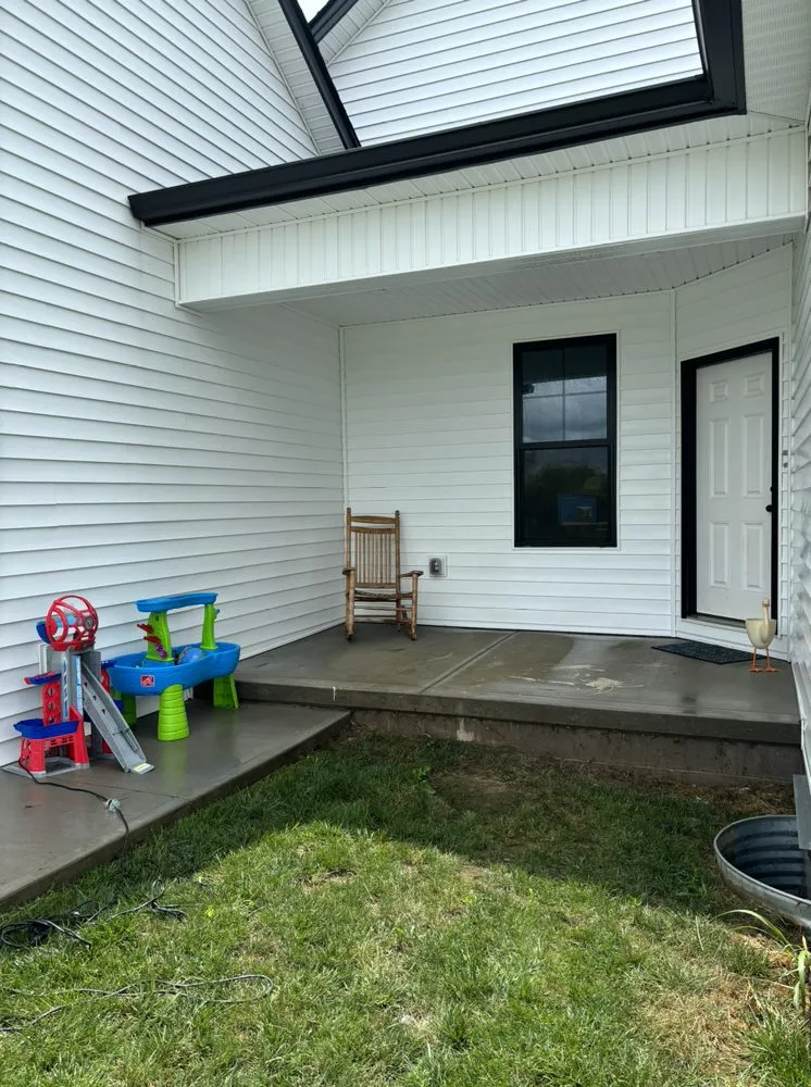 Slide of Smitty's Washing