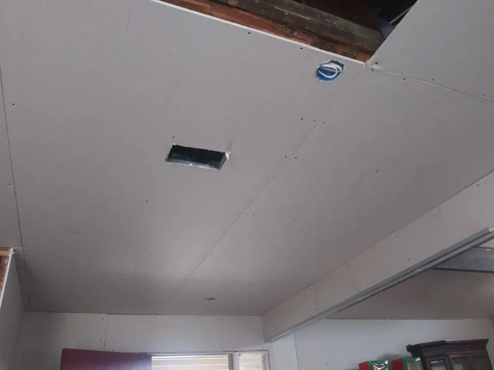 Slide of Smoken International