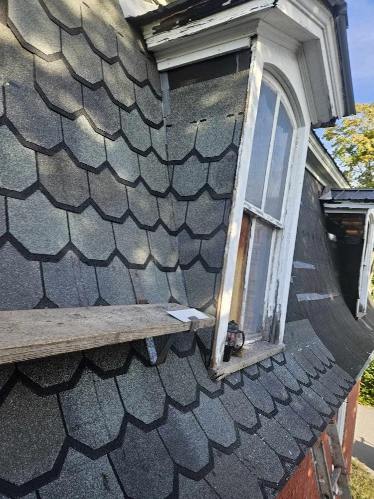 Slide of S&N Roofing