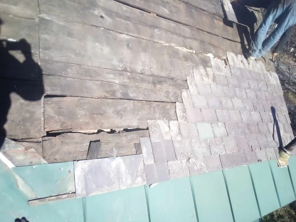 Slide of S&N Roofing