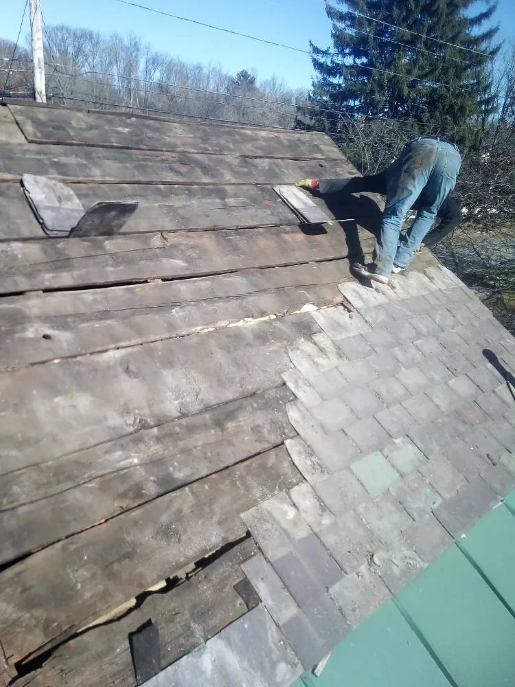 Slide of S&N Roofing