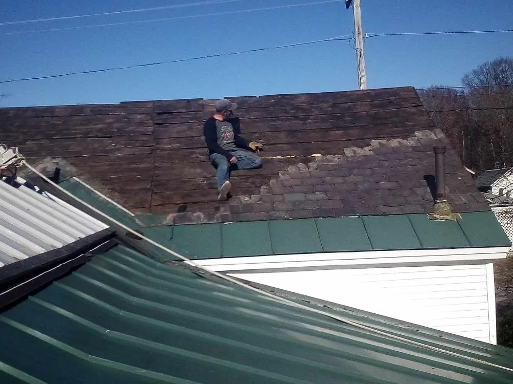 Slide of S&N Roofing