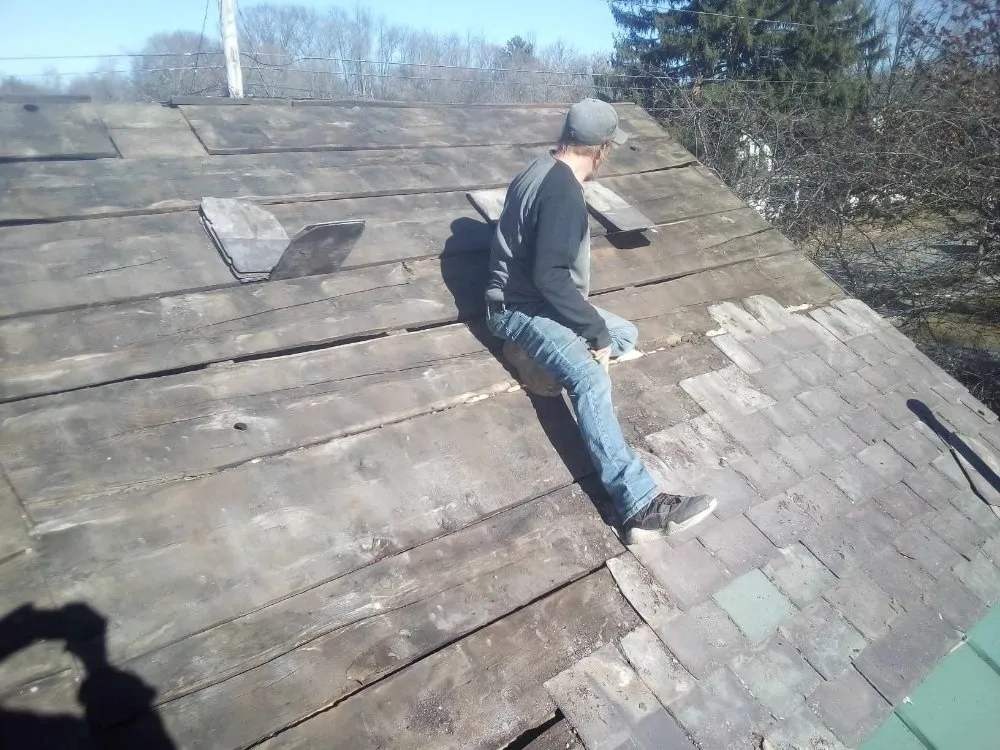 Slide of S&N Roofing