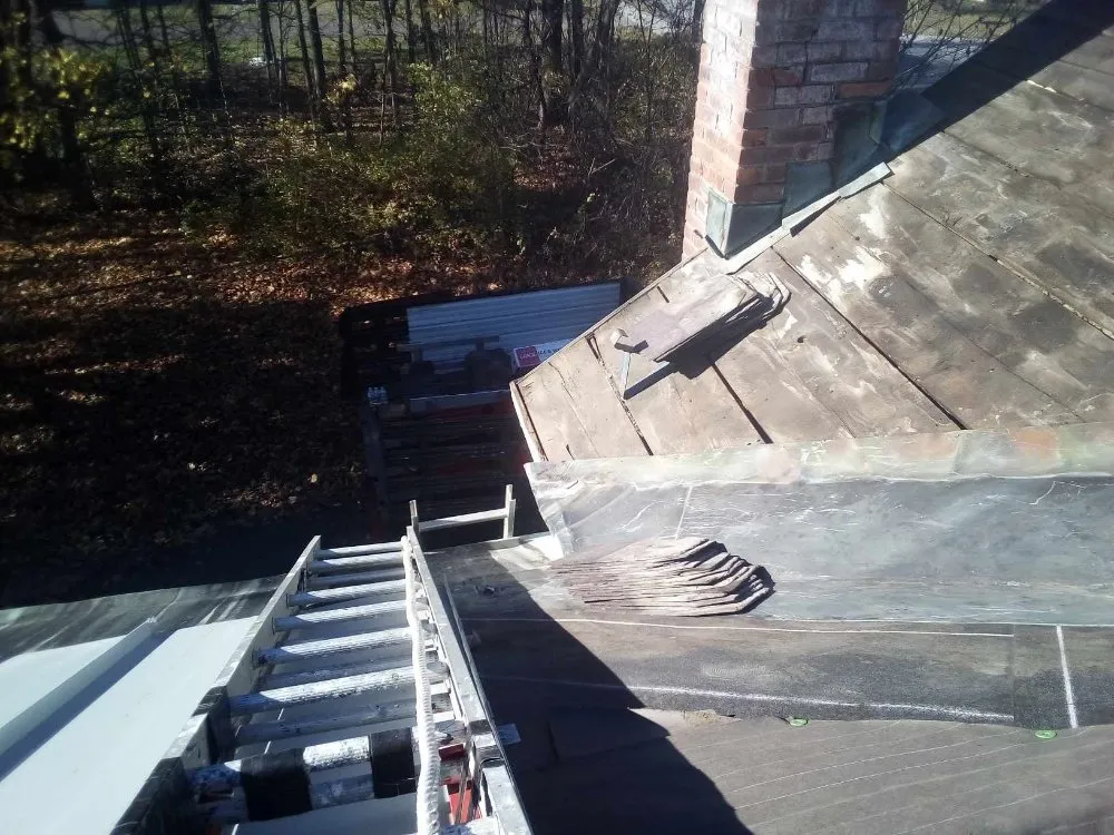 Slide of S&N Roofing