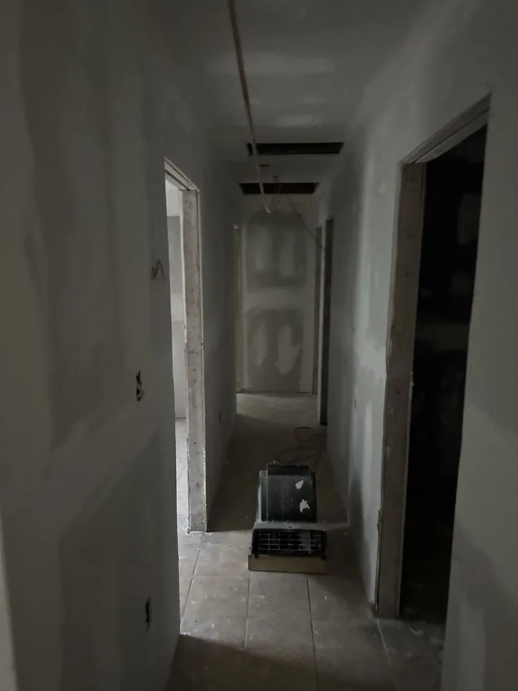 Slide of Snell & Sons Construction