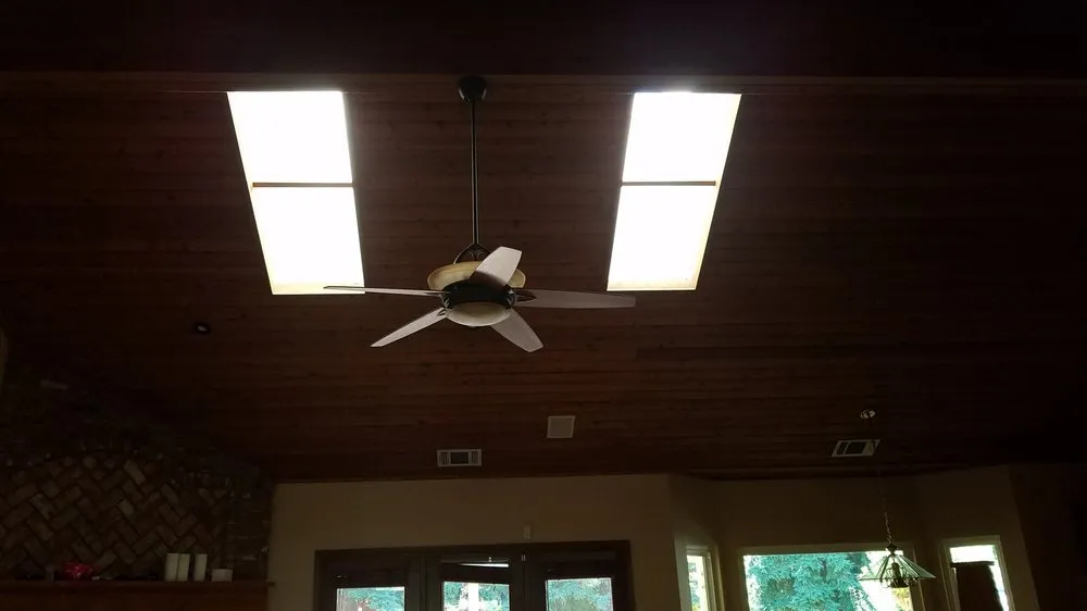 Slide of Snook Skylights and Roofing