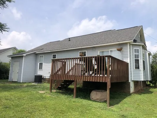 Snover Contracting Logo