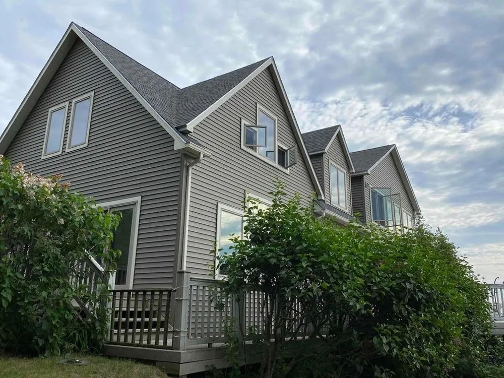 Slide of Snow Country Roofing