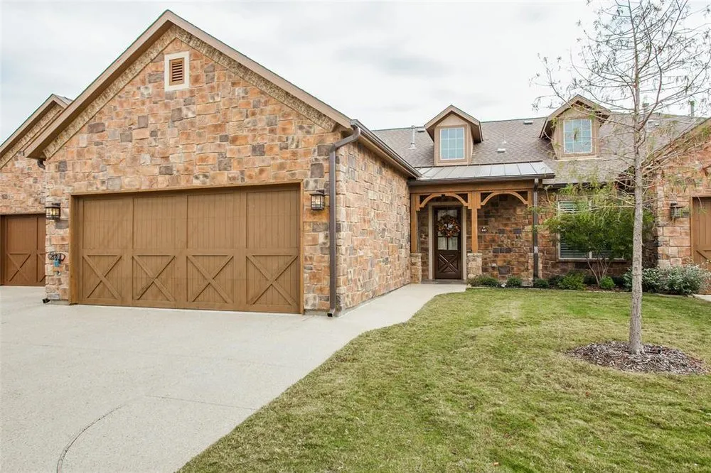 Slide of Snow Roofing and Exteriors