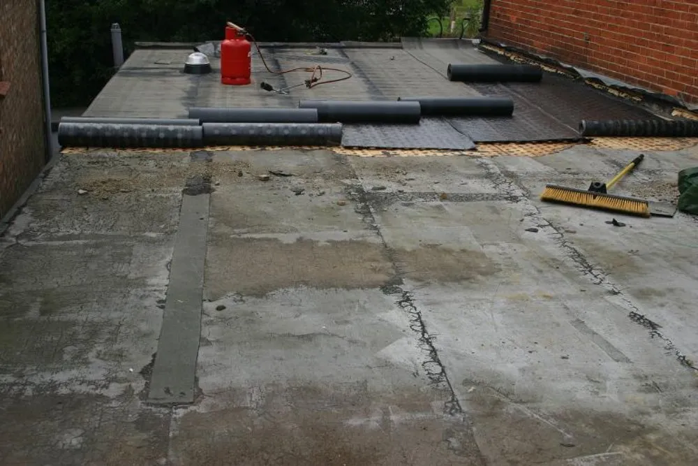 Slide of SNR Roofing