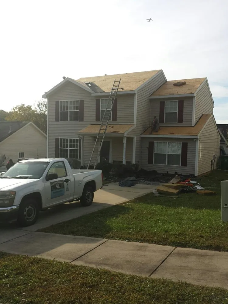 Slide of Snug Roofing Solutions