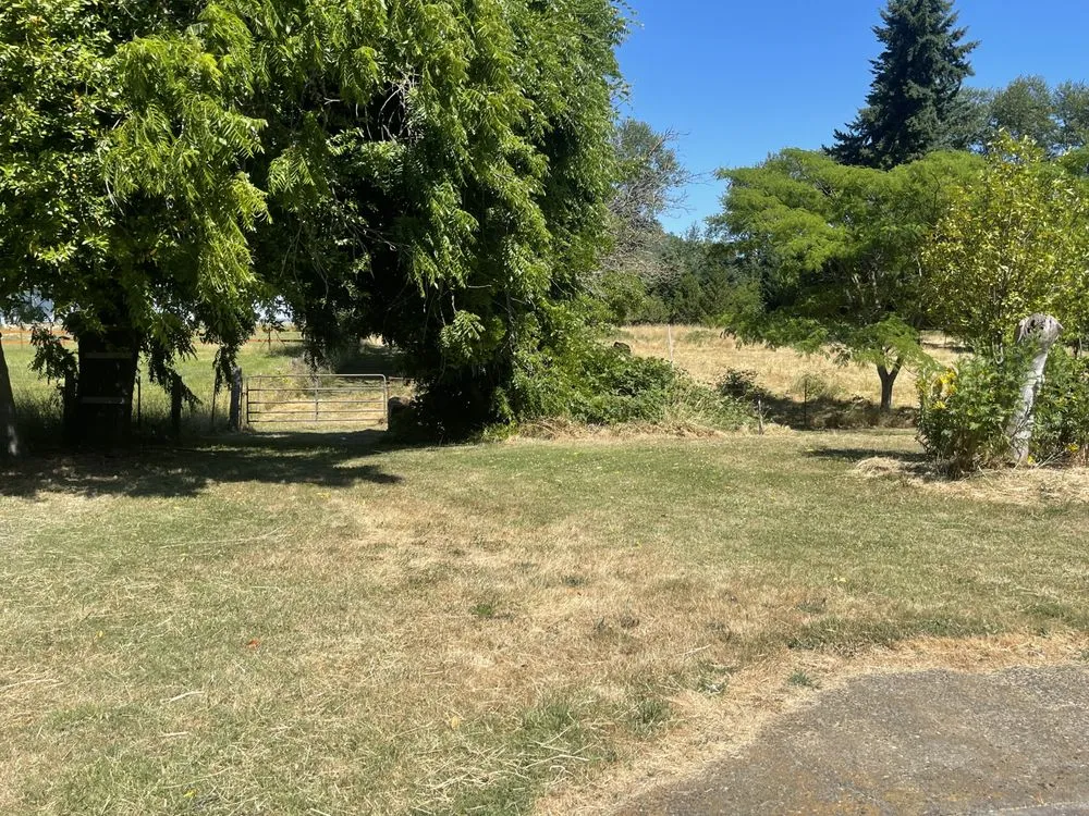 Slide of Snyder Construction