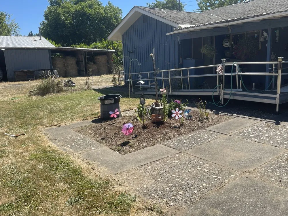 Slide of Snyder Construction