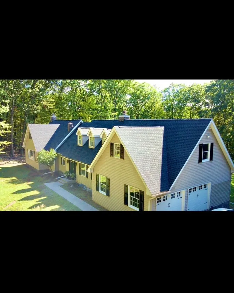 Slide of Snyder Roofing and Siding