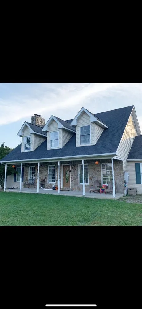 Slide of Snyder Roofing and Siding