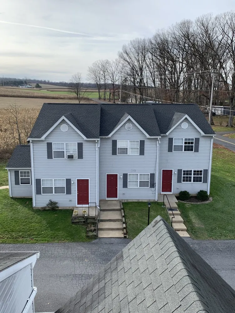 Slide of Snyder Roofing and Siding