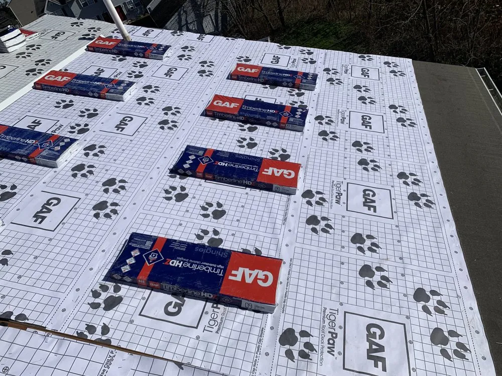 Slide of Snyder Roofing and Siding