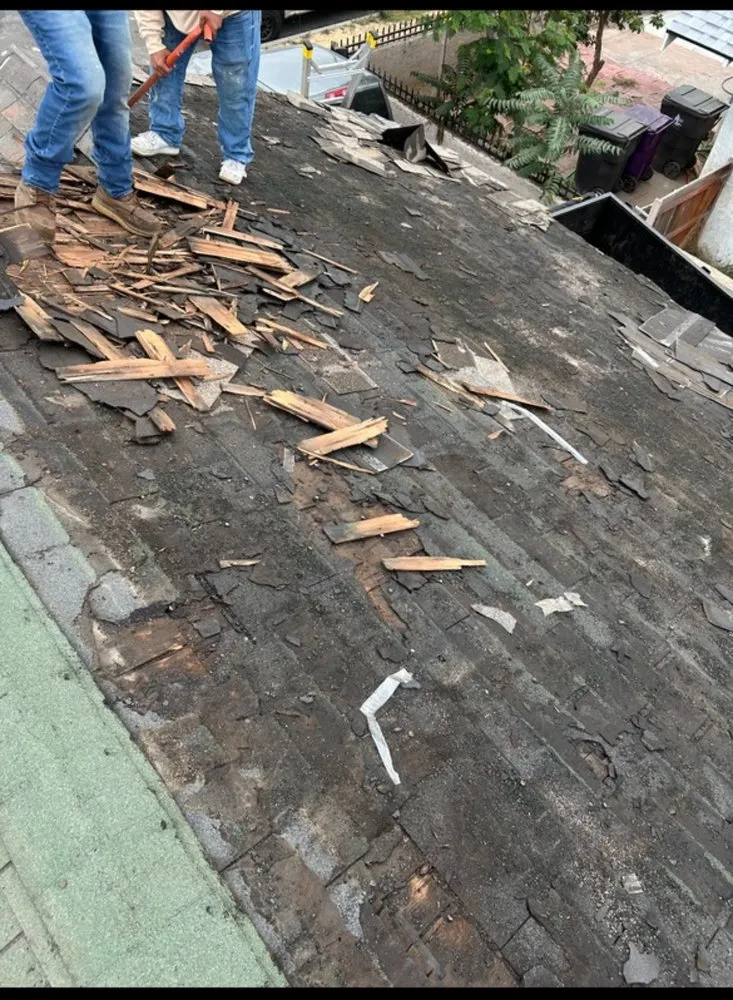 Slide of So Cal Roofing