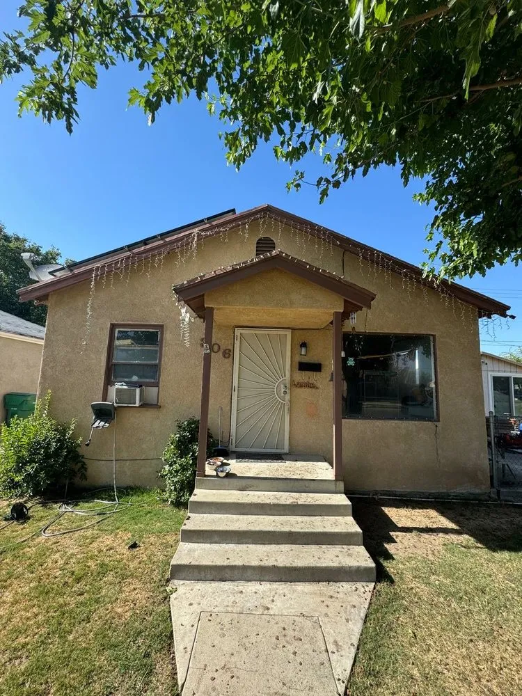 Slide of SoCal Energy Contractors