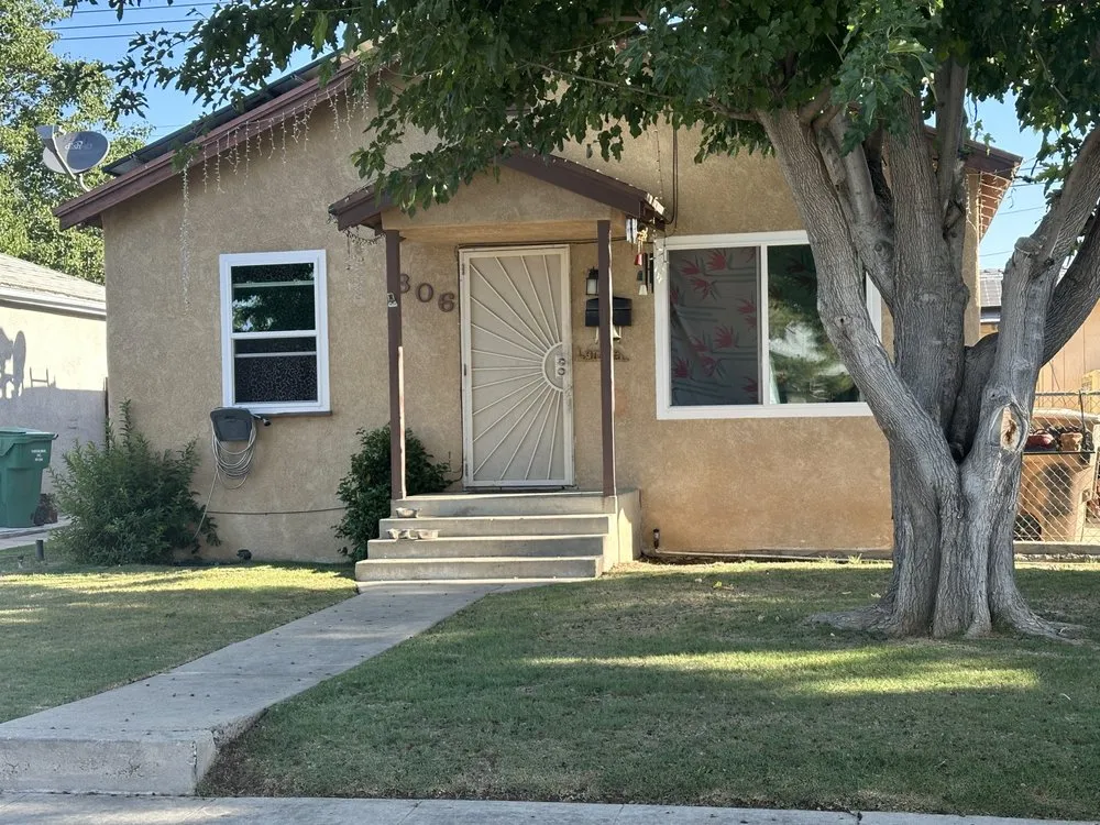 Slide of SoCal Energy Contractors