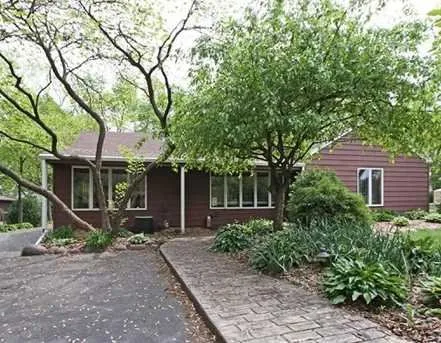 Slide of Soja Construction