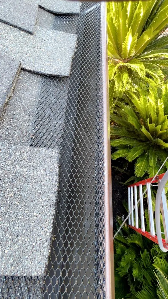 Slide of Sol Solar Cleaning Services