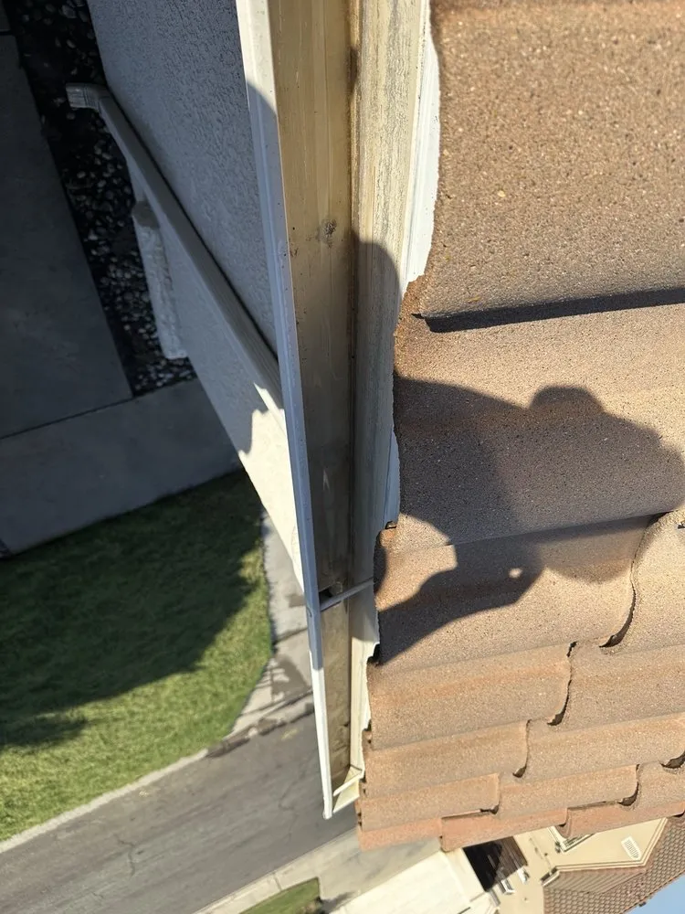 Slide of Sol Solar Cleaning Services