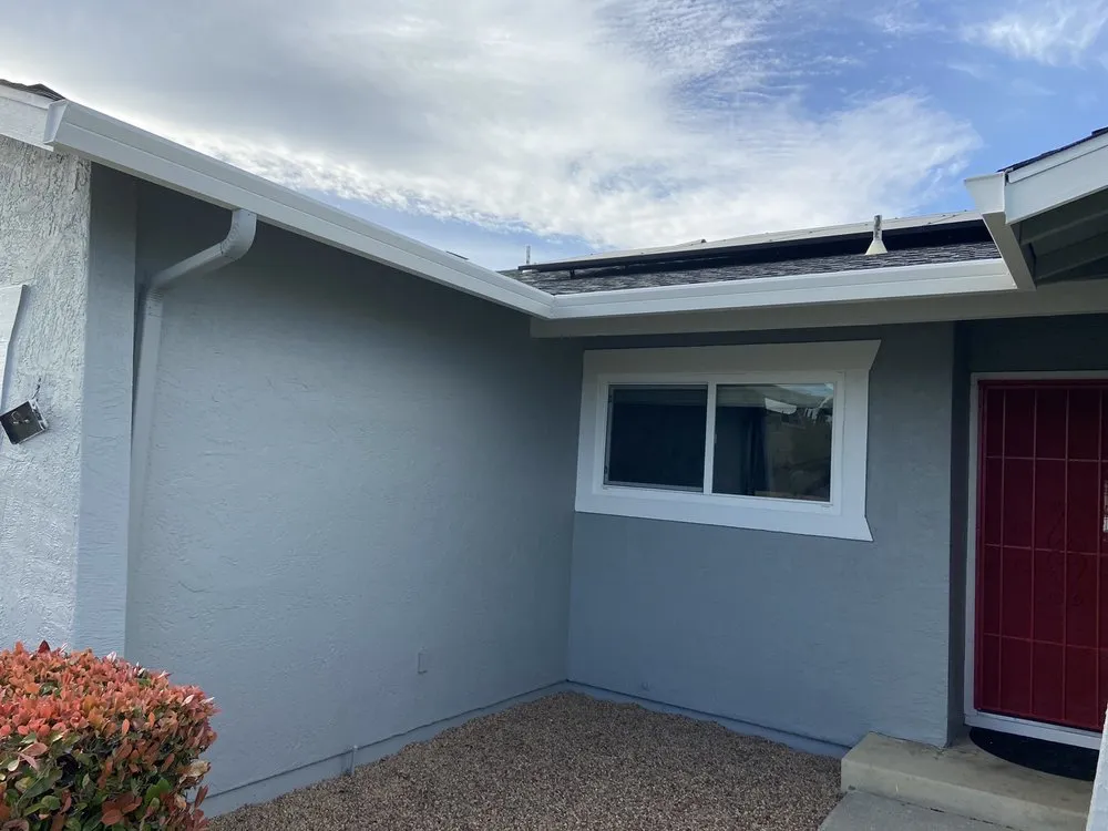 Slide of Solano Seamless