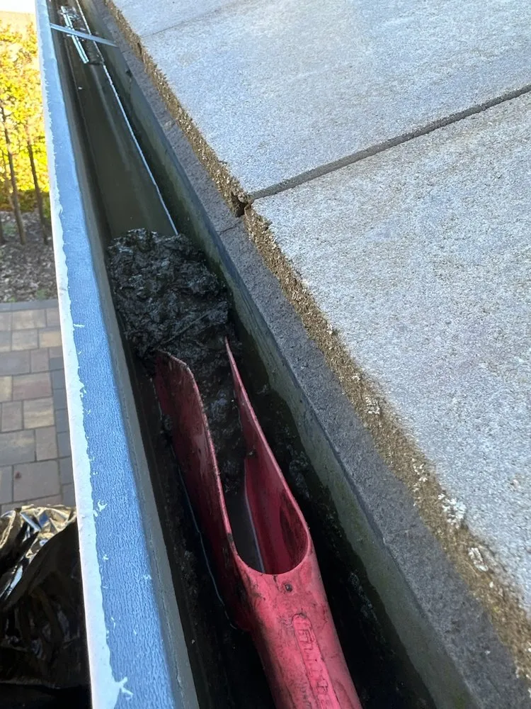 Slide of Solano Seamless