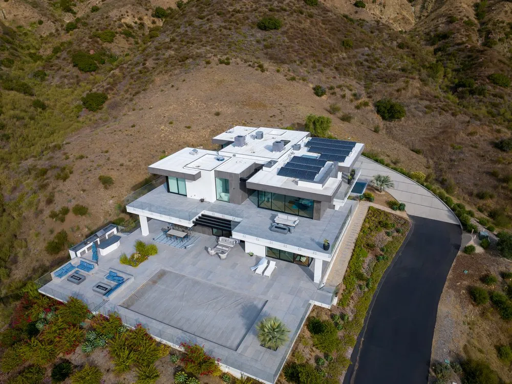 Slide of Solar Optimum - Los Angeles