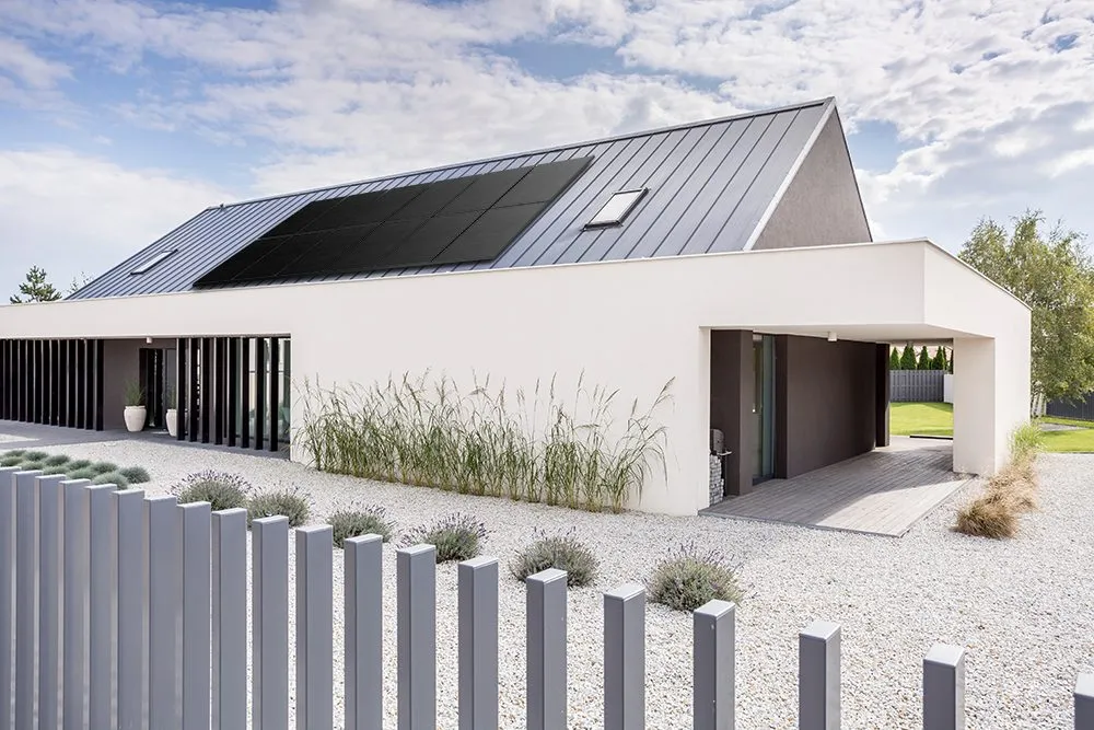 Slide of Solar Optimum - Los Angeles