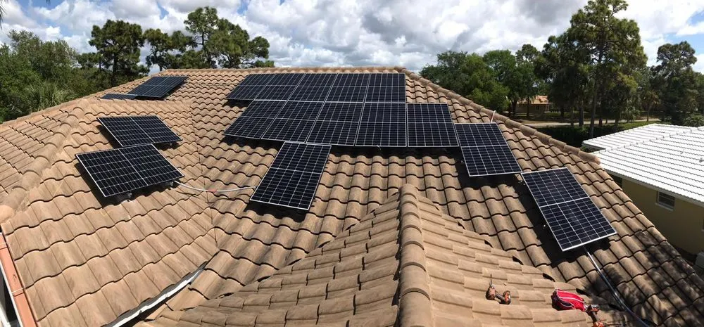Top-rated flat roof repair experts serving St. Petersburg, FL - Solar Surfers