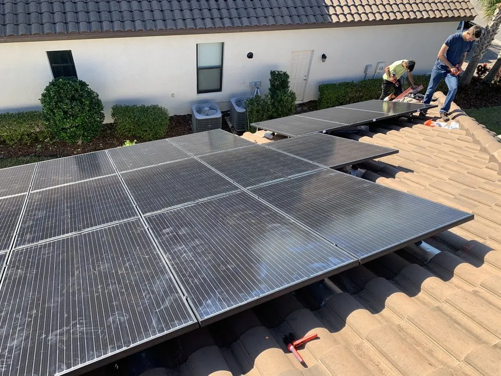 Emergency roof replacement near you across St. Petersburg, FL - Solar Surfers