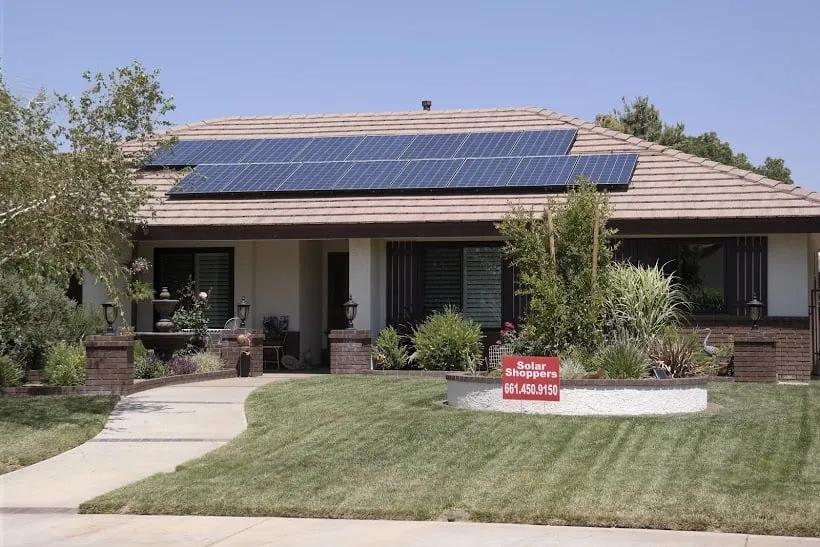 Slide of Solarshoppers Construction