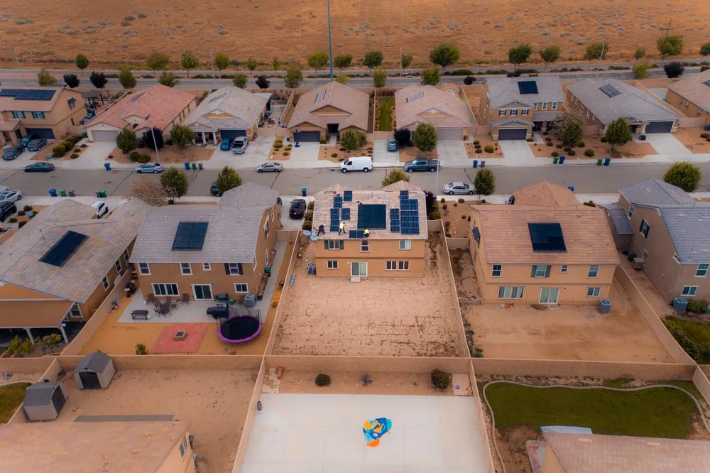 Slide of Solarshoppers Construction