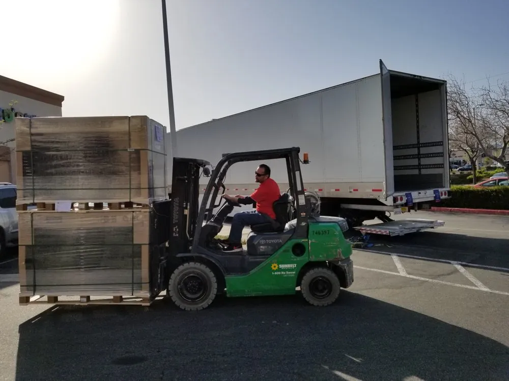 Slide of Solarshoppers Construction