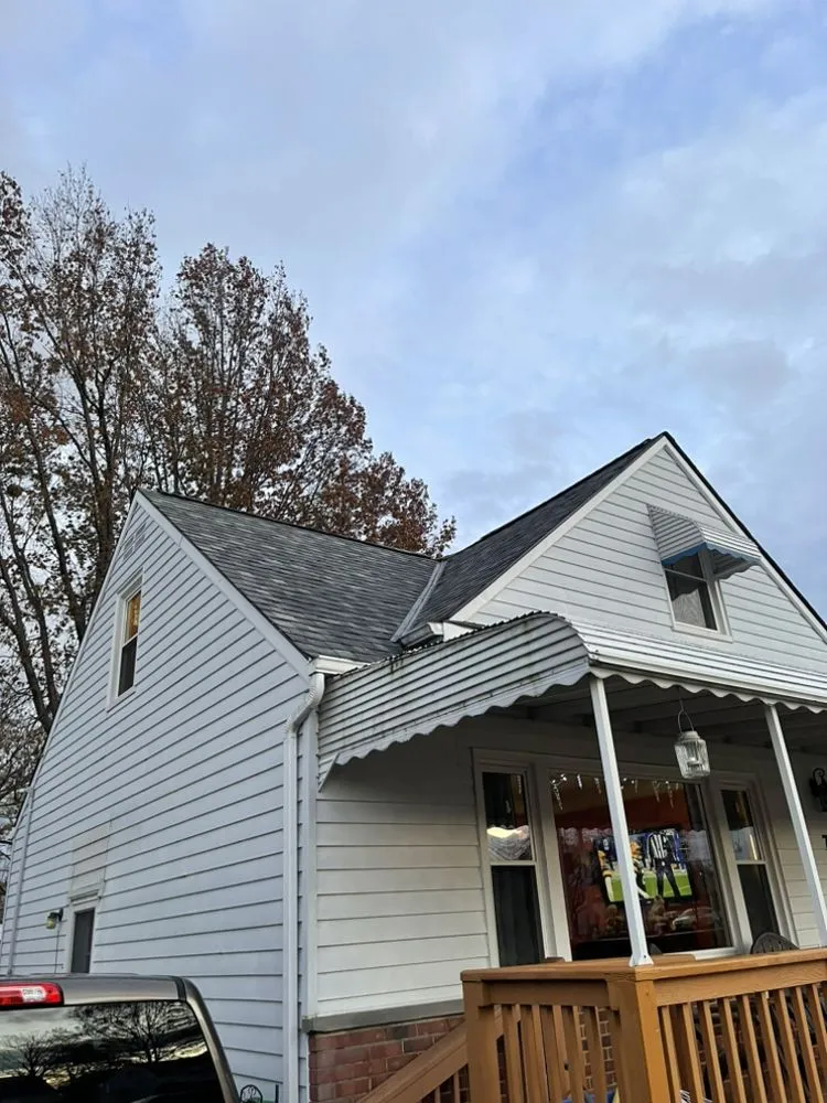 Slide of Soldo Roofing