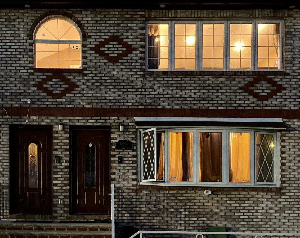 Professional shingle roofing service in South Richmond hill, NY - Solid Builders