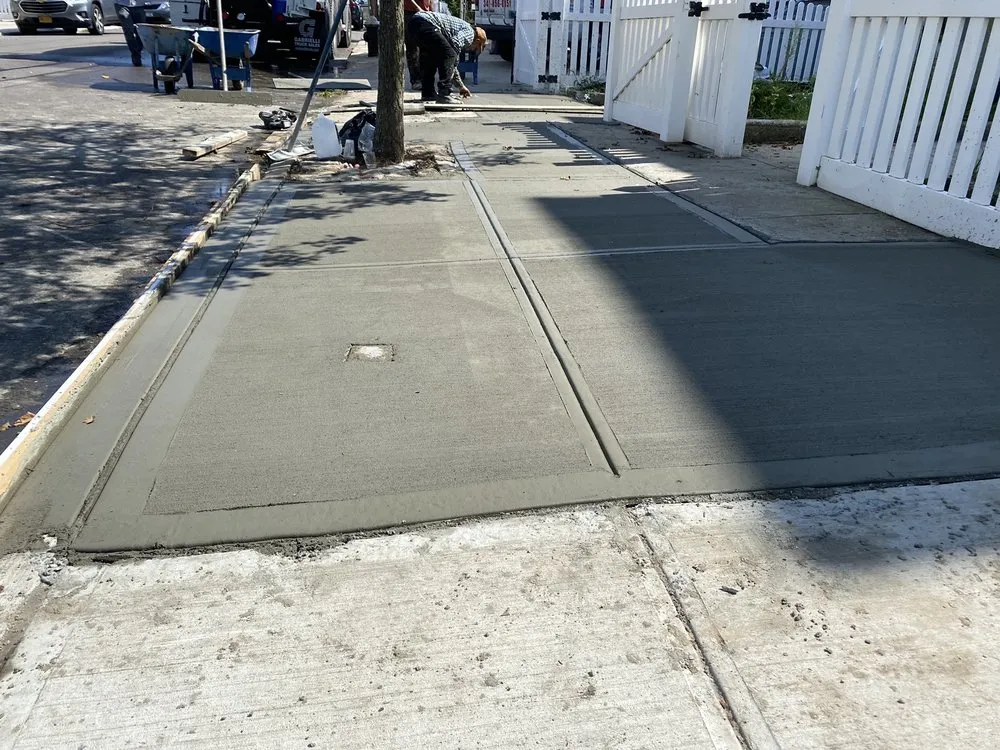 Trusted metal roofing installation in South Richmond hill, NY - Solid Builders