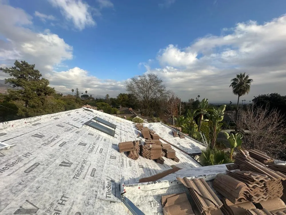 Licensed flat roof repair in Sylmar, CA - Solid State Roofing