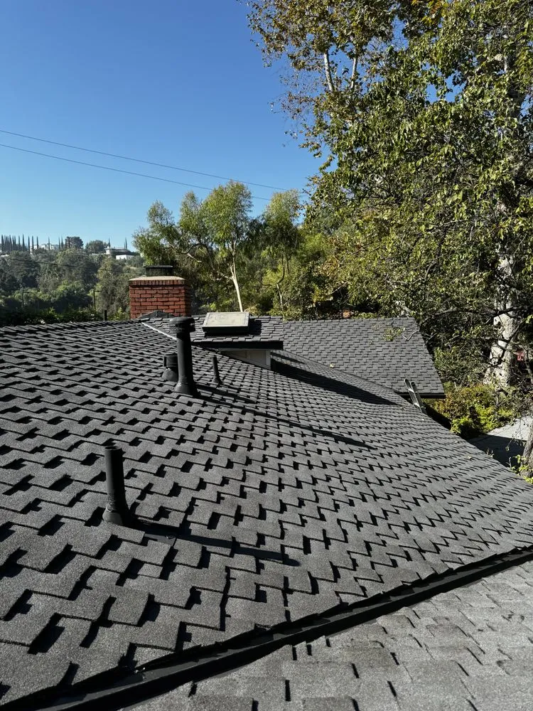 Local residential roofing service near you in Sylmar, CA by Solid State Roofing