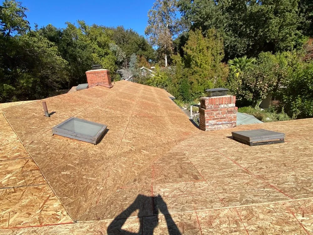 Expert roof inspection in Sylmar, CA - Solid State Roofing